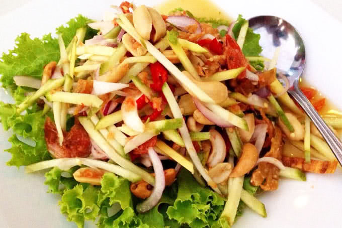Gỏi xoài cua biển